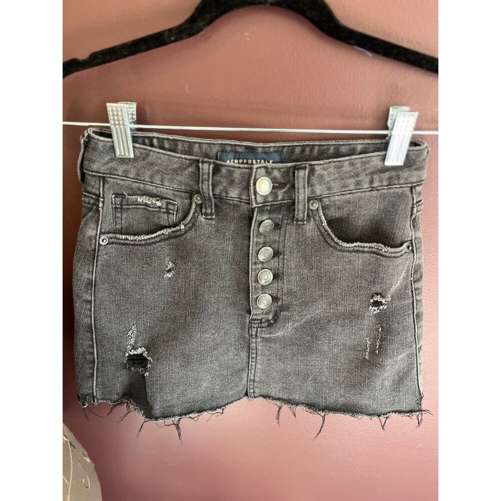 Aeropostale ripped style mini skirt